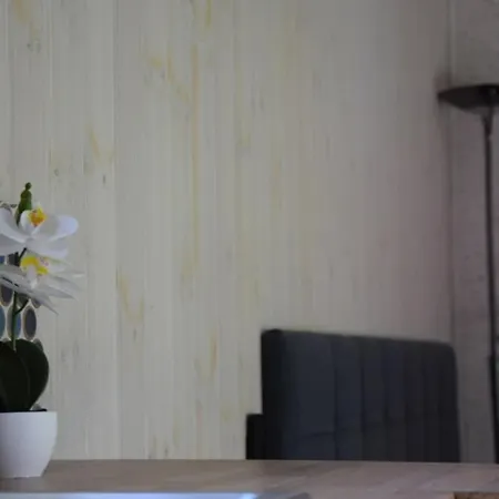 펜션 Vaelja Puhkemaja