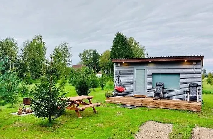 Vaelja Puhkemaja * Uksnurme